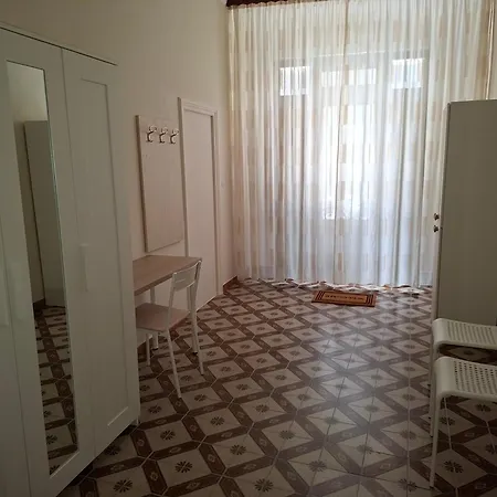 Campisi Anna 3*